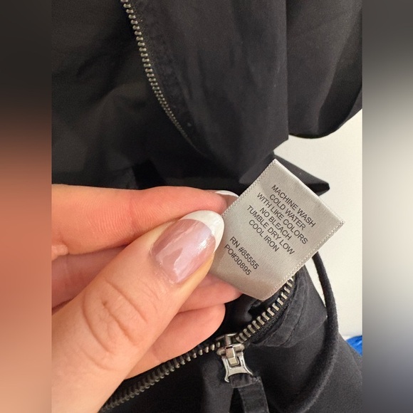 LIKE NEW! PISTOLA MEG ROMPER - Medium - Picture 9 of 10